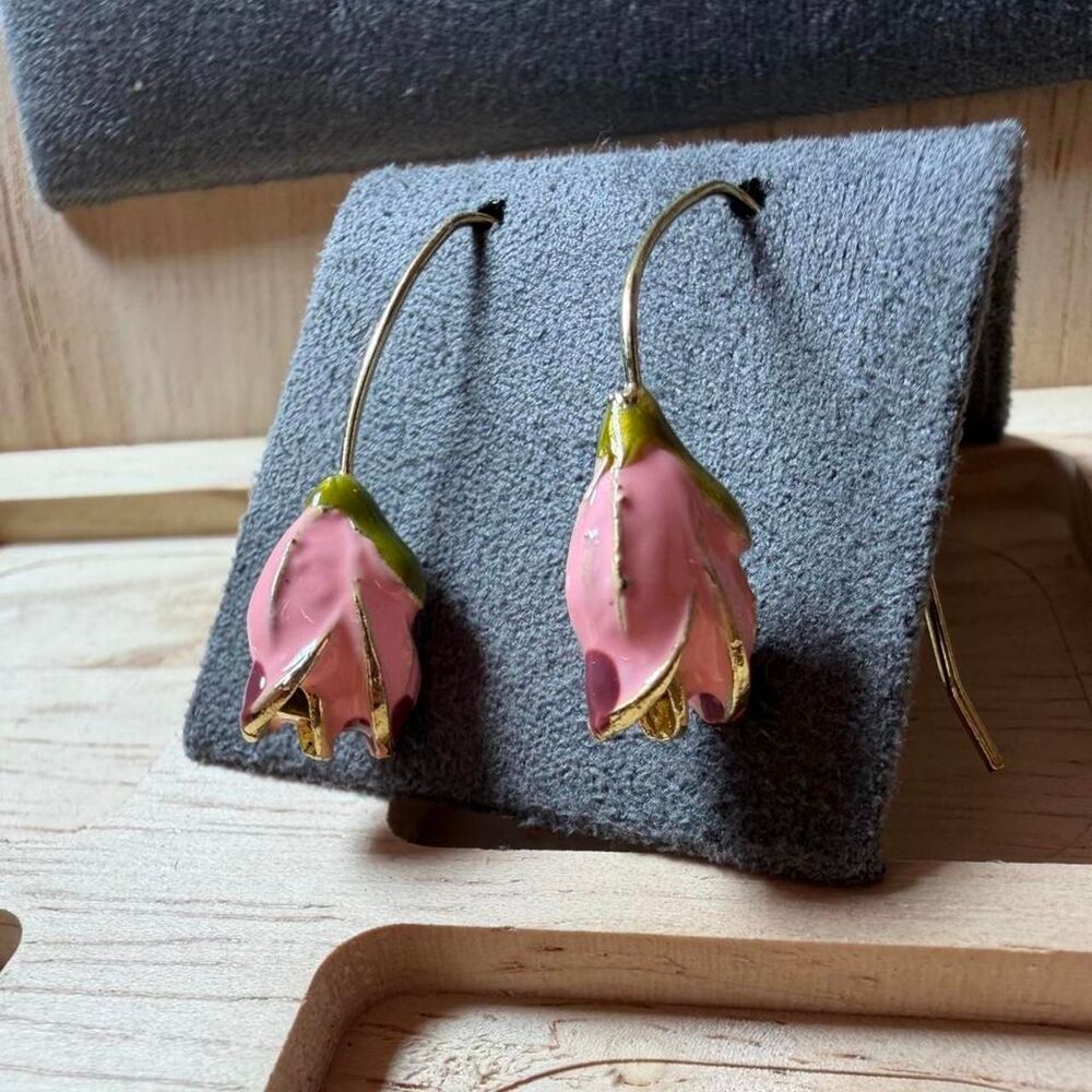 Women's multi Jewelry